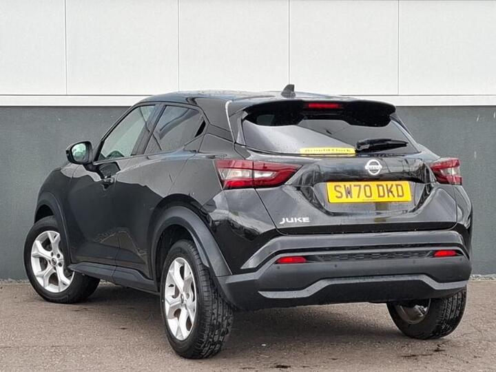 Nissan Juke 1.0 DIG-T N-Connecta Euro 6 (s/s) 5dr Nissan Juke 1.0 DIG-T N-Connecta Euro 6 (s/s) 5dr