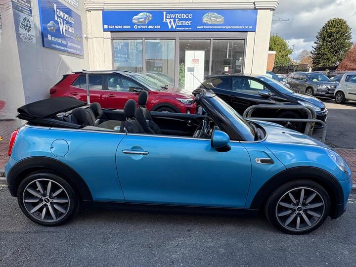 MINI Convertible 1.5 Cooper D Euro 6 (s/s) 2dr