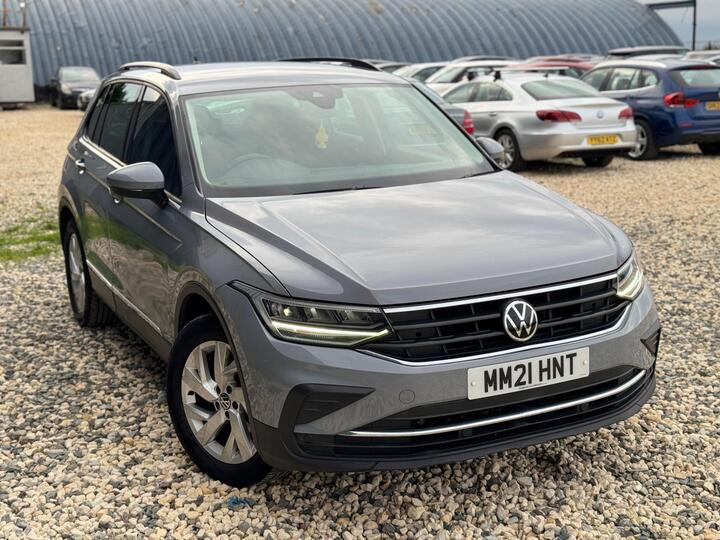 Volkswagen Tiguan 1.5 TSI Life Euro 6 (s/s) 5dr