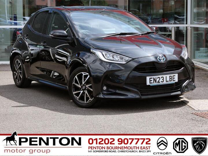 Toyota Yaris 1.5 VVT-h Design E-CVT Euro 6 (s/s) 5dr