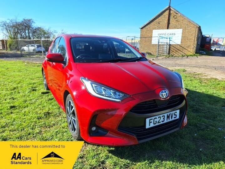 Toyota YARIS 1.5 VVT-h Design E-CVT Euro 6 (s/s) 5dr