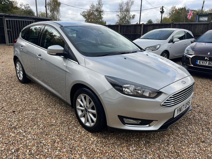 Ford Focus 1.0T EcoBoost Titanium Euro 6 (s/s) 5dr
