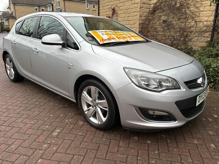 Vauxhall Astra 1.6 16v SRi Euro 5 5dr