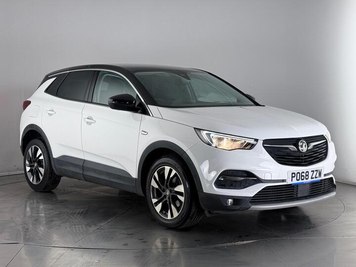 Vauxhall Grandland X 1.2 Turbo Sport Nav Euro 6 (s/s) 5dr Vauxhall Grandland X 1.2 Turbo Sport Nav Euro 6 (s/s) 5dr