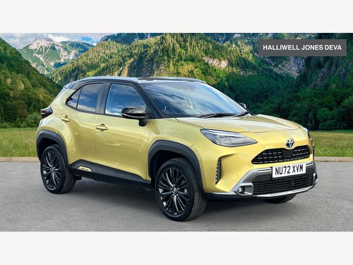 Toyota Yaris Cross 1.5 VVT-h Dynamic E-CVT Euro 6 (s/s) 5dr Toyota Yaris Cross 1.5 VVT-h Dynamic E-CVT Euro 6 (s/s) 5dr