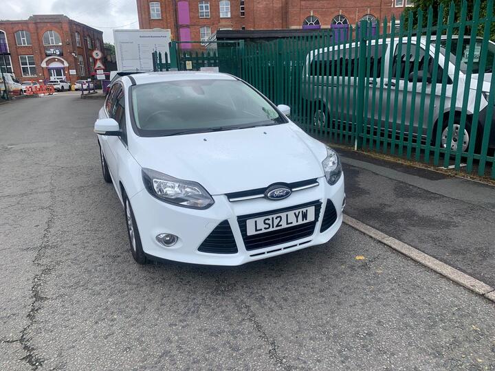 Ford Focus 1.6 TDCi Titanium Euro 5 (s/s) 5dr