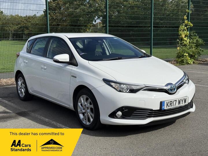 Toyota Auris 1.8 VVT-h Business Edition CVT Euro 6 (s/s) 5dr (Safety Sense)