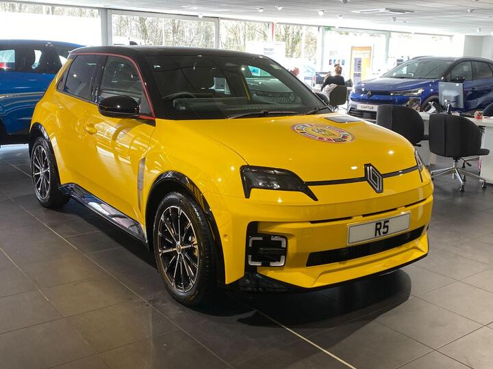 Renault Renault 5 Comfort Range 52kWh Iconic Five Auto 5dr