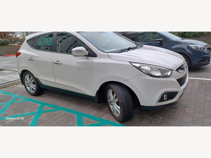 Hyundai Ix35 2.0 CRDi Premium 4WD Euro 5 5dr