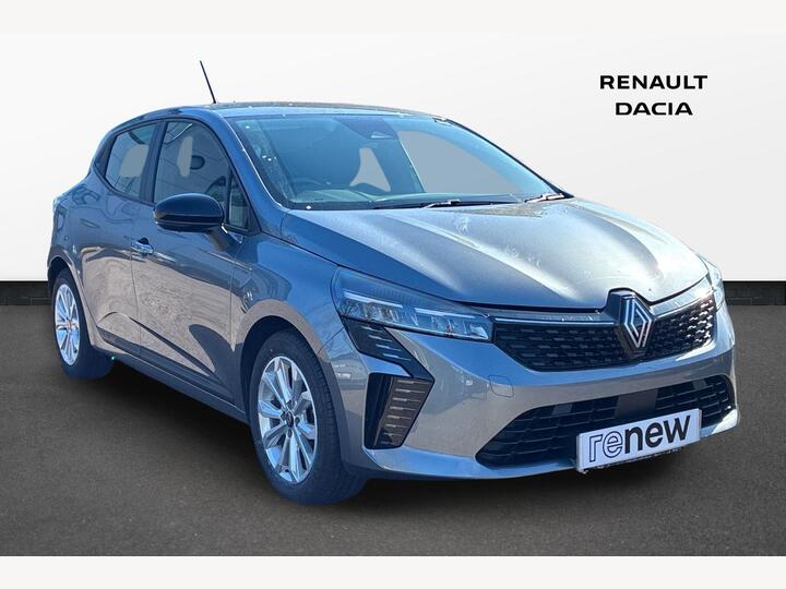 Renault Clio 1.6 E-TECH Evolution Auto Euro 6 (s/s) 5dr Renault Clio 1.6 E-TECH Evolution Auto Euro 6 (s/s) 5dr