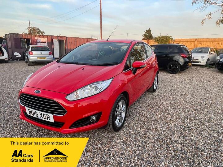 Ford Fiesta 1.0T EcoBoost Zetec Euro 5 (s/s) 3dr