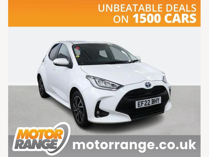 Toyota Yaris 1.5 VVT-h Design E-CVT Euro 6 (s/s) 5dr Toyota Yaris 1.5 VVT-h Design E-CVT Euro 6 (s/s) 5dr