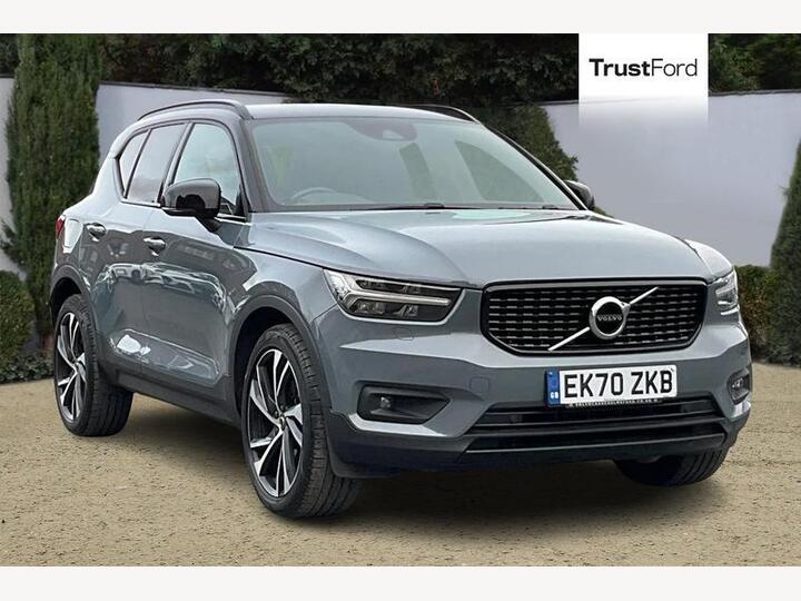 Volvo XC40 2.0 B4 MHEV R-Design Pro Auto Euro 6 (s/s) 5dr