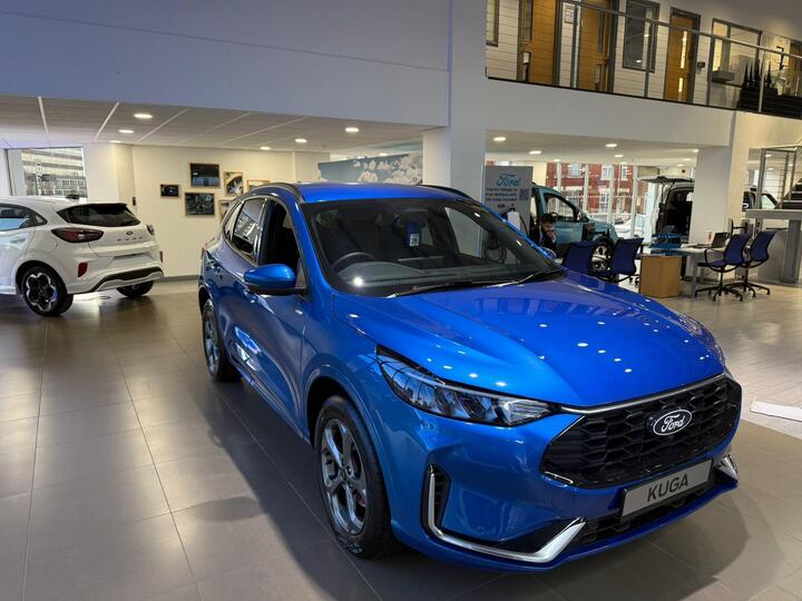 Ford Kuga 2.5 Duratec 14.4kWh ST-Line CVT Euro 6 (s/s) 5dr