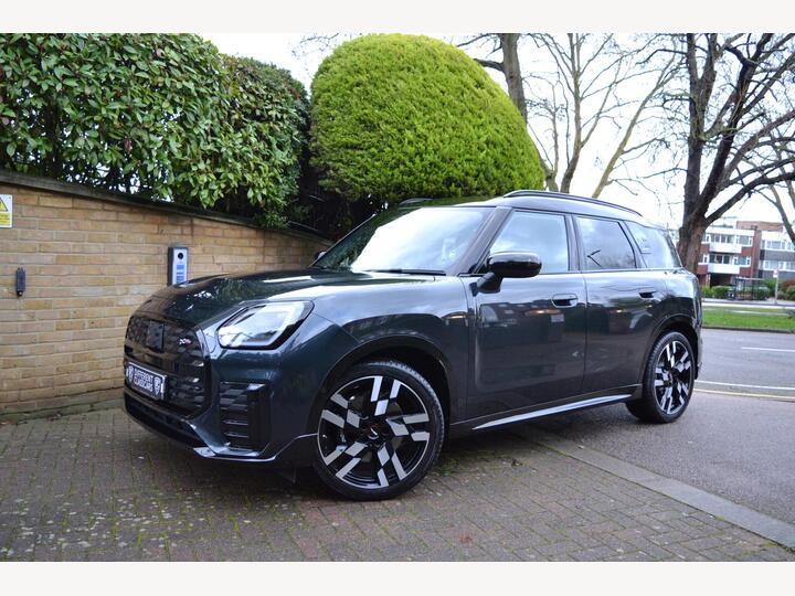 MINI Electric Countryman SE 66.5kWh Sport Auto ALL4 5dr