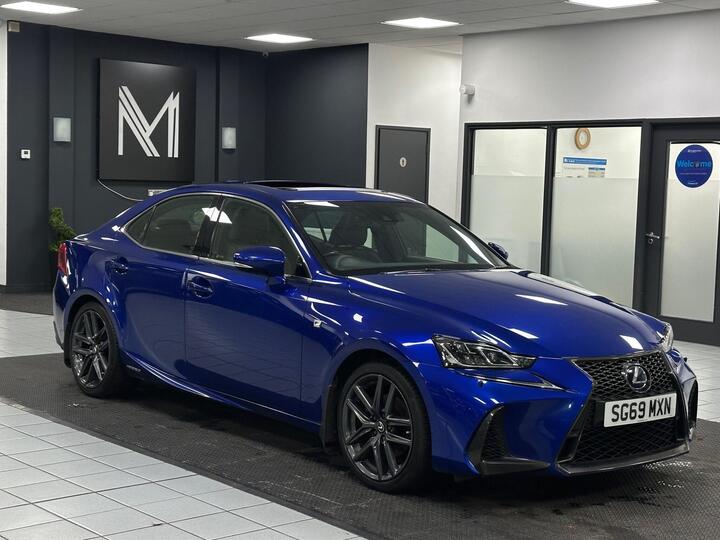 Lexus IS 2.5 300h F Sport E-CVT Euro 6 (s/s) 4dr