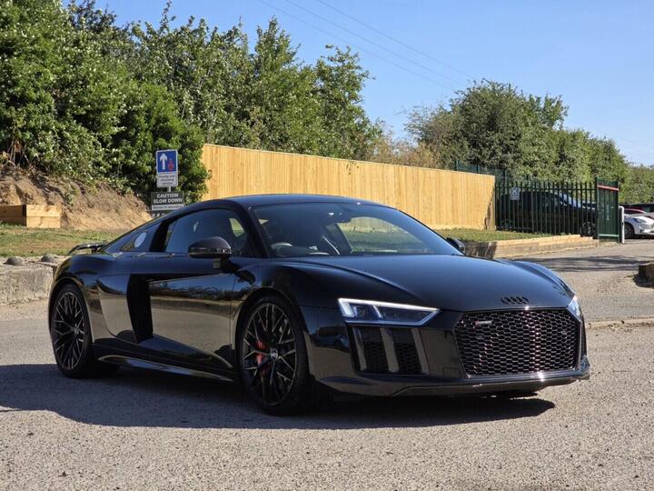 Audi R8 5.2 FSI V10 Plus S Tronic Quattro Euro 6 (s/s) 2dr