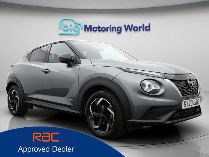 Nissan Juke 1.6 N-Connecta Auto Euro 6 5dr Nissan Juke 1.6 N-Connecta Auto Euro 6 5dr