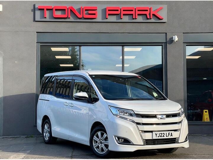 Toyota Noah 1.8 Petrol Hybrid Auto 5dr