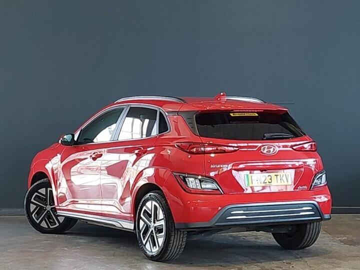Hyundai KONA 39kWh Premium Auto 5dr (10.5kW Charger)