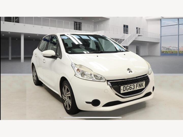Peugeot 208 1.2 VTi Access+ Euro 5 5dr