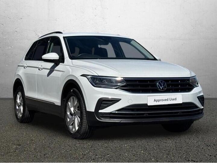 Volkswagen TIGUAN 1.5 TSI Life 5dr