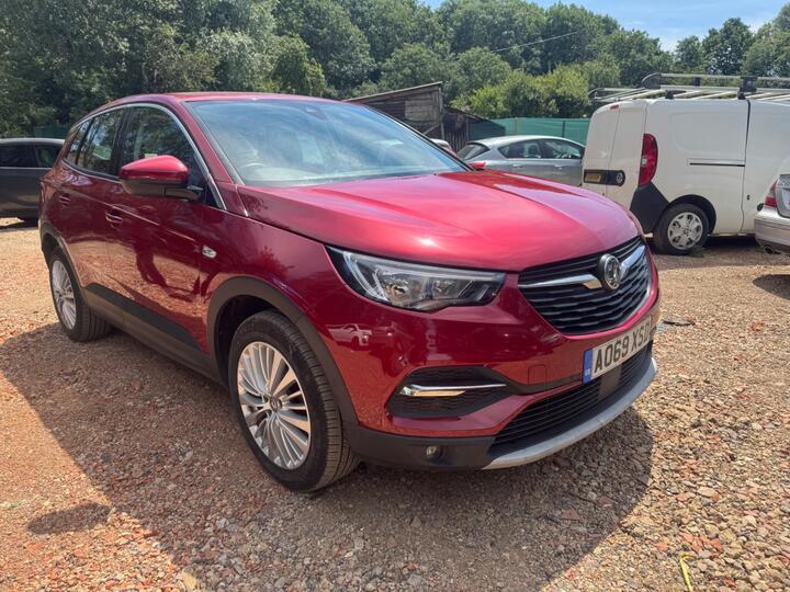 Vauxhall Grandland X 1.5 Turbo D Business Edition Nav Auto Euro 6 (s/s) 5dr