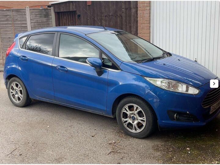 Ford FIESTA 1.6 TDCi ECOnetic Zetec Euro 5 (s/s) 5dr