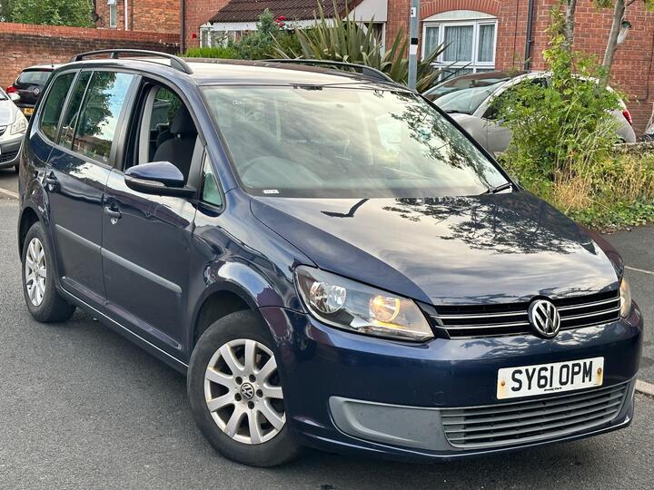 Volkswagen Touran 1.6 TDI S Euro 5 5dr Volkswagen Touran 1.6 TDI S Euro 5 5dr