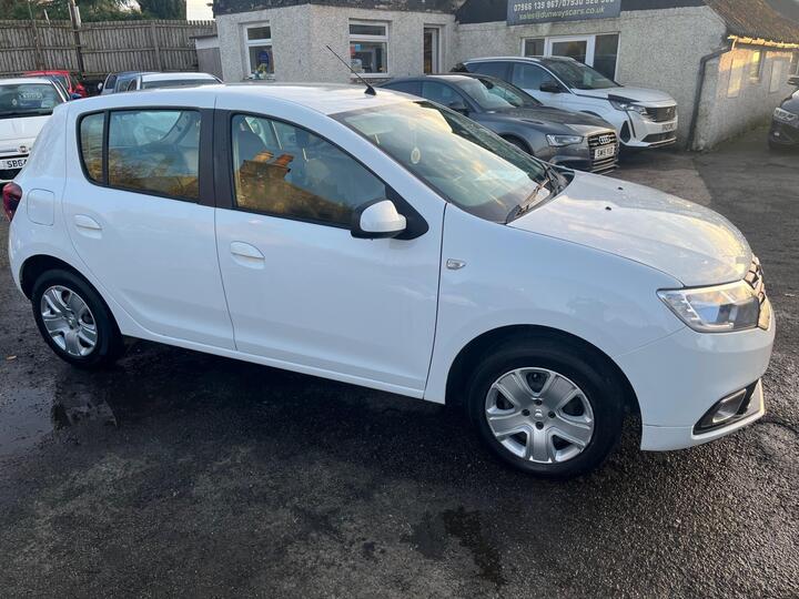 Dacia Sandero 1.0 SCe Comfort Euro 6 5dr Dacia Sandero 1.0 SCe Comfort Euro 6 5dr