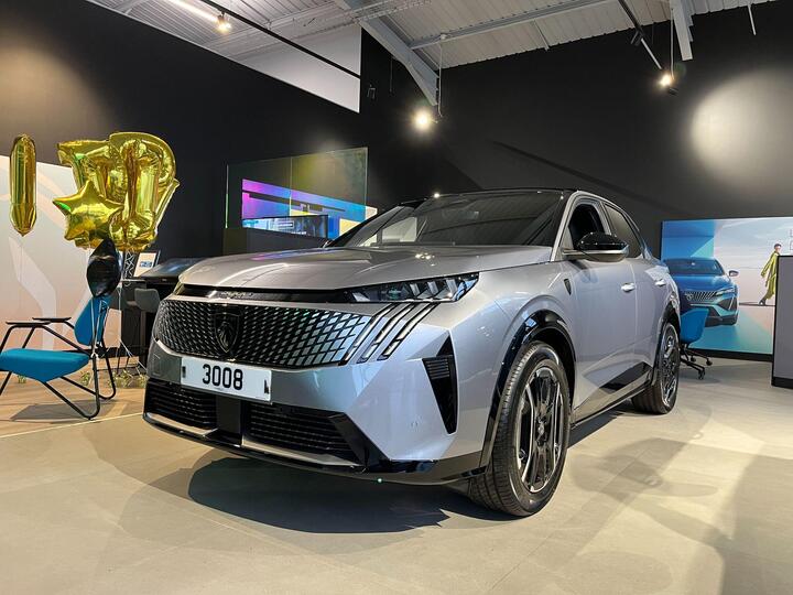 Peugeot E-3008 73kWh GT Auto 5dr