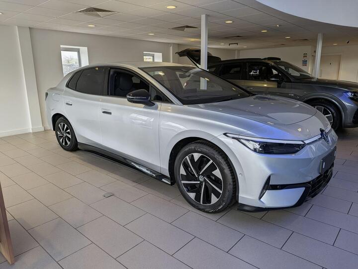 Volkswagen ID.7 Pro 77kWh Match Plus Fastback Auto 5dr