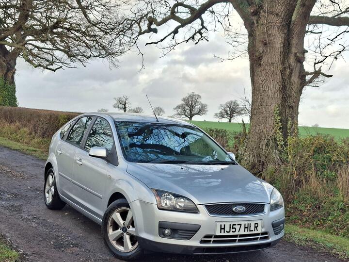 Ford Focus 1.6 Zetec Climate 5dr