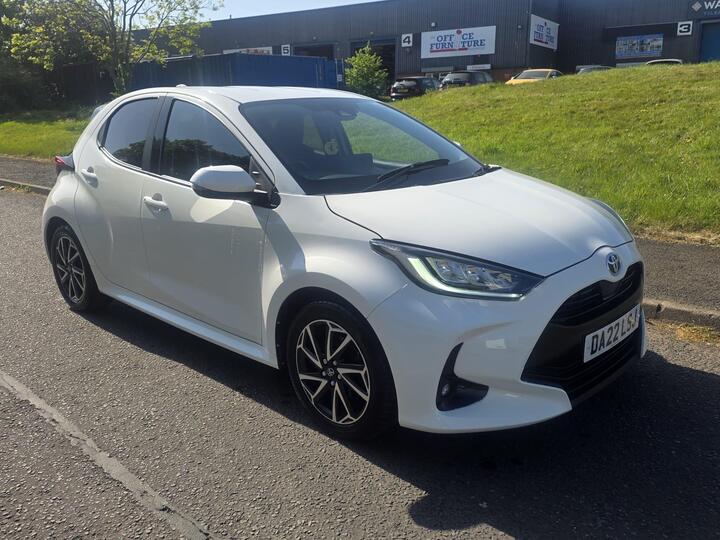 Toyota Yaris 1.5 VVT-h Design E-CVT Euro 6 (s/s) 5dr
