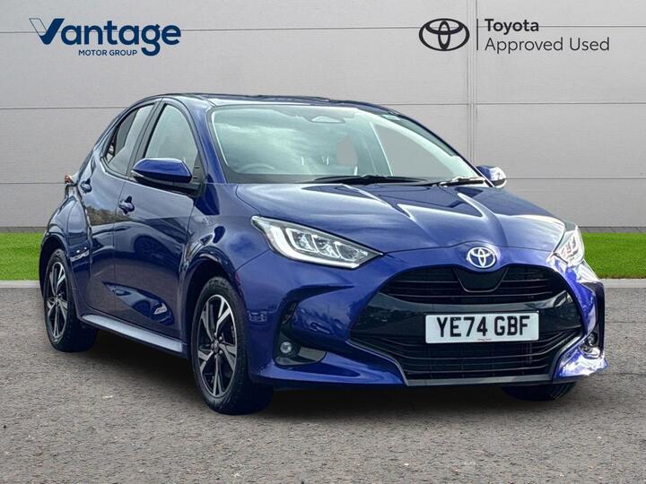 Toyota Yaris 1.5 VVT-h Design E-CVT Euro 6 (s/s) 5dr