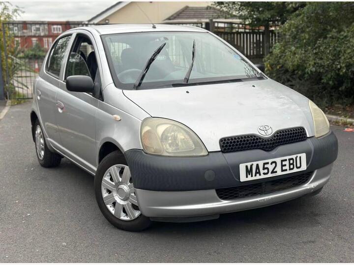 Toyota Yaris 1.0 VVT-i 16v GS 5dr