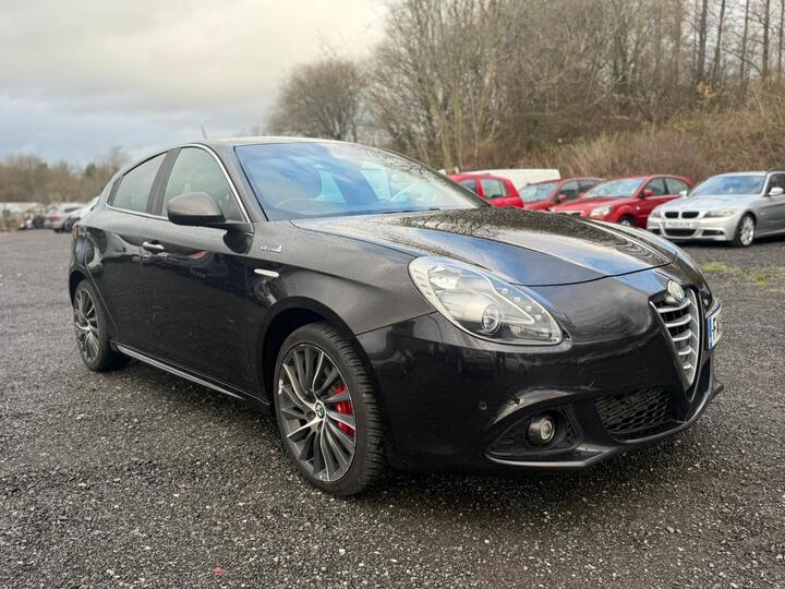 Alfa Romeo Giulietta 2.0 JTDM-2 QV Line Euro 5 (s/s) 5dr