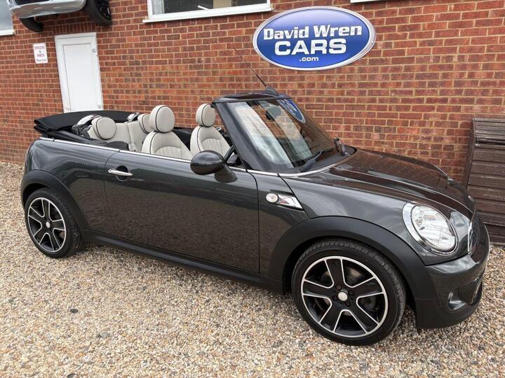 MINI CONVERTIBLE 1.6 Cooper S Euro 5 (s/s) 2dr