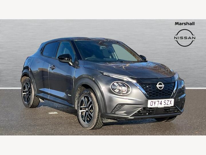 Nissan Juke 1.6 N-Connecta Auto Euro 6 5dr Nissan Juke 1.6 N-Connecta Auto Euro 6 5dr