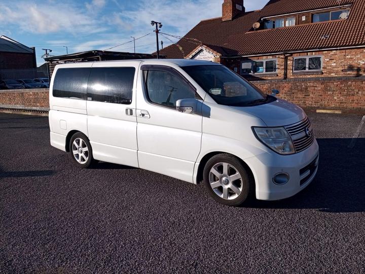 Nissan Elgrand 2.5 V6 HIGHWAY STAR 8 SEATS ULEZ