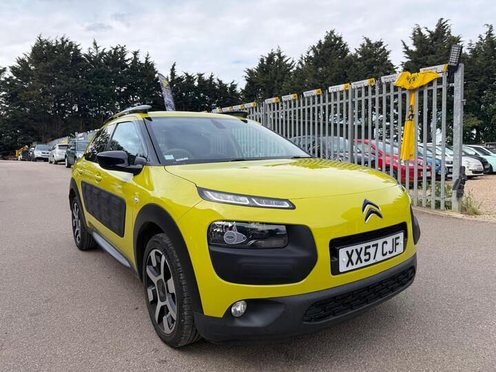 Citroen C4 Cactus 1.2 PureTech Flair Euro 5 5dr (Euro 5) Citroen C4 Cactus 1.2 PureTech Flair Euro 5 5dr (Euro 5)