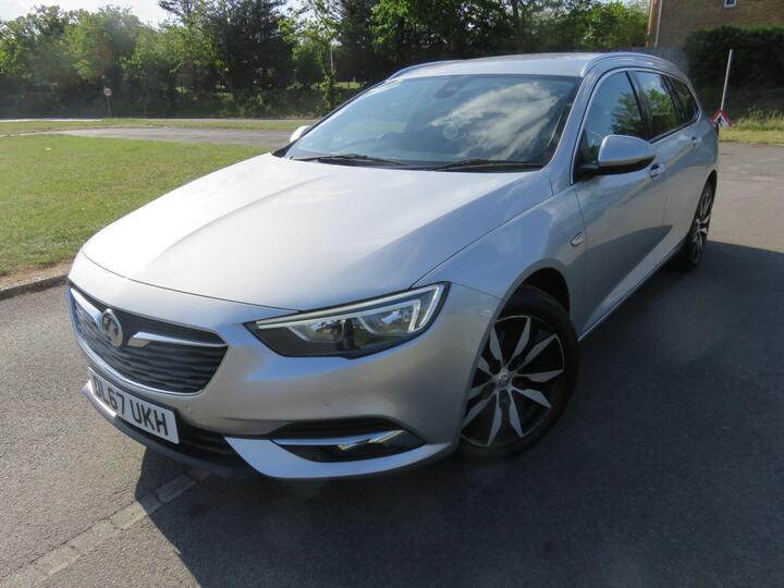 Vauxhall Insignia 2.0 Turbo D BlueInjection Tech Line Nav Sports Tourer Euro 6 (s/s) 5dr