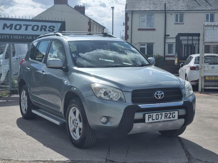 Toyota RAV4 2.0 XT5 4WD 5dr