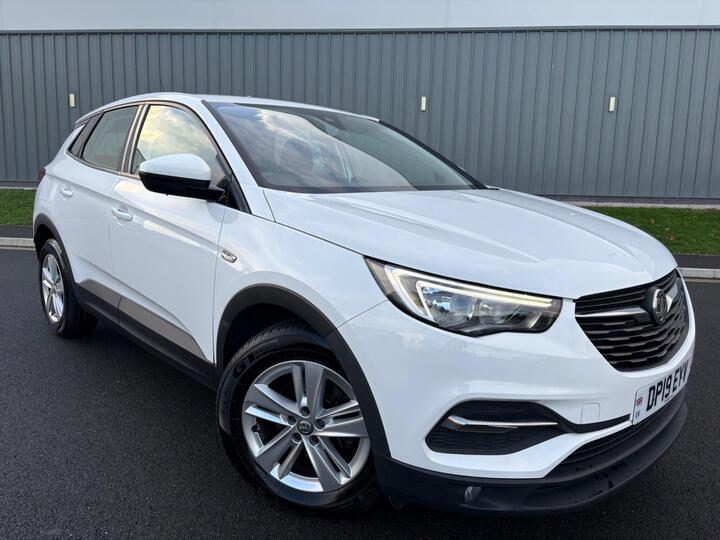 Vauxhall Grandland X 1.2 Turbo SE Euro 6 (s/s) 5dr