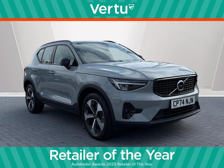 Volvo XC40 2.0 B4 MHEV Plus Dark DCT Auto Euro 6 (s/s) 5dr