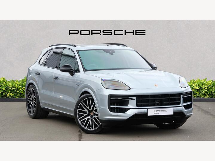 Porsche CAYENNE 3.0 V6 E-Hybrid 25.9kWh Black Edition TiptronicS 4WD Euro 6 (s/s) 5dr