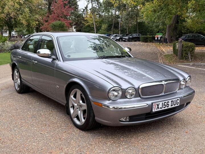 Jaguar XJ 2.7 TDVi Executive 4dr