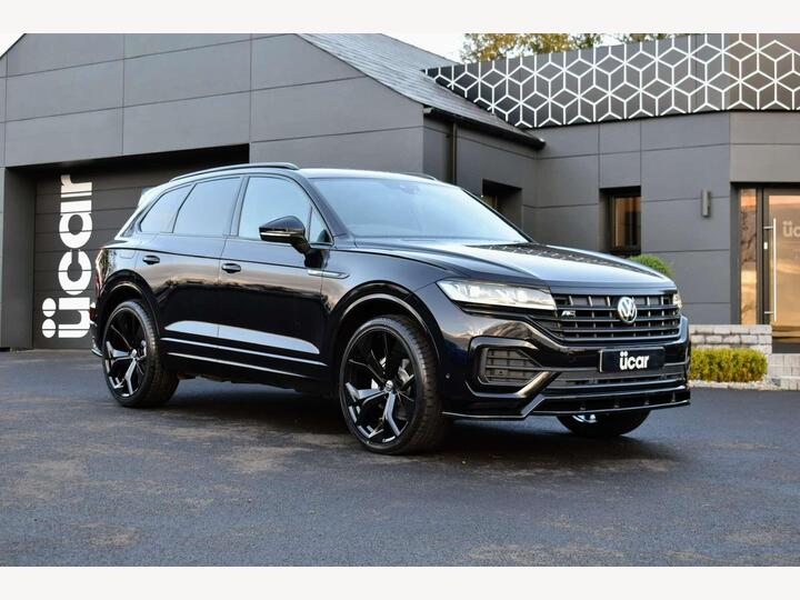 Volkswagen TOUAREG 3.0 TDI V6 R-Line Tiptronic 4Motion Euro 6 (s/s) 5dr Volkswagen TOUAREG 3.0 TDI V6 R-Line Tiptronic 4Motion Euro 6 (s/s) 5dr
