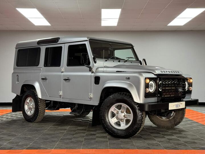 Land Rover Defender 110 2.2 TDCi County Station Wagon 4WD MWB Euro 5 5dr