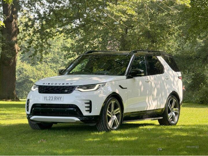 Land Rover Discovery 3.0 D300 MHEV Dynamic SE Auto 4WD Euro 6 (s/s) 5dr Land Rover Discovery 3.0 D300 MHEV Dynamic SE Auto 4WD Euro 6 (s/s) 5dr
